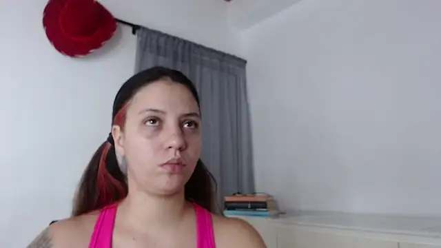 Snapshot of melody__bleir chatting on 03-10-26, 10:26 melody bleir online show from 03-10-26, 10:26