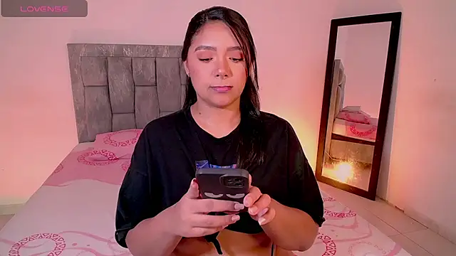 DIANEE 01 online show from 02-22-26, 01:18