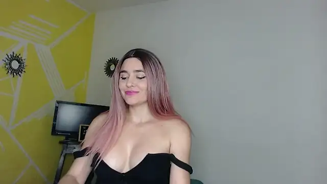 Nikolle Rouss online show from 01-31-25, 07:29