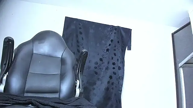 Snapshot of brant_garciabbc chatting on 12-16-24, 04:49 brant garciabbc online show from 12-16-24, 04:49