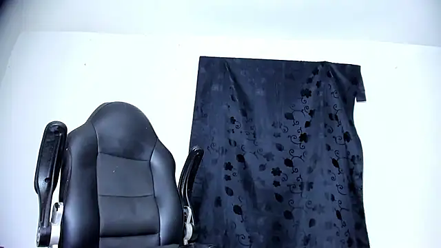 Snapshot of brant_garciabbc chatting on 01-28-25, 03:46 brant garciabbc online show from 01-28-25, 03:46