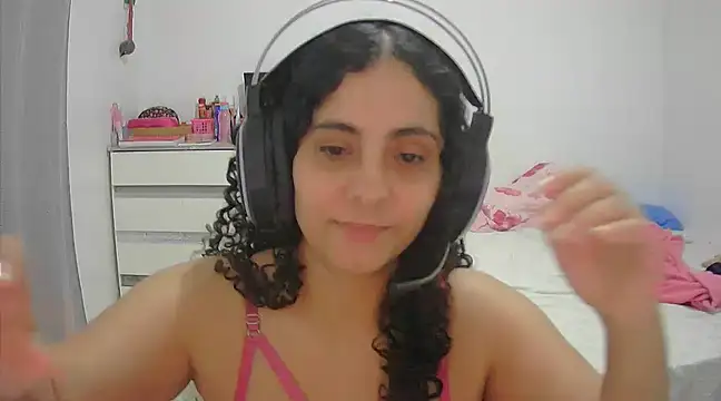 Snapshot of leximaxell chatting on 02-12-25, 04:44 leximaxell online show from 02-12-25, 04:44