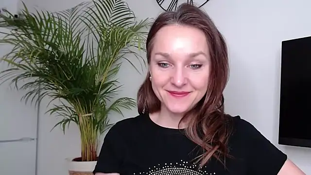 AliciaDesire online show from 02-10-25, 02:59