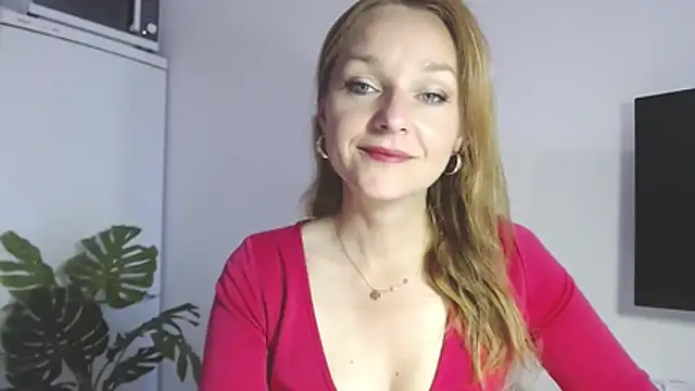 AliciaDesire online show from 05-06-26, 06:08