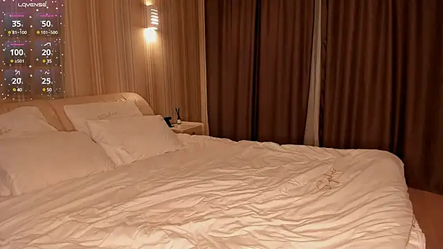 Snapshot of IsabellaTorrance chatting on 01-24-25, 07:18 IsabellaTorrance online show from 01-24-25, 07:18