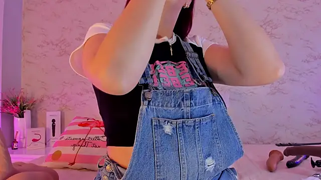 Hannablazze online show from 02-13-25, 02:12