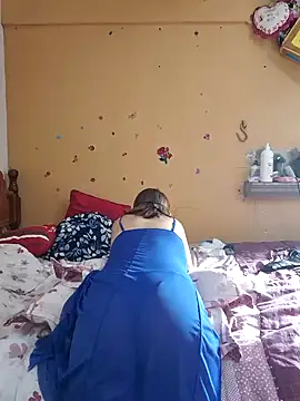 Snapshot of Lunababymylove chatting on 01-25-25, 10:18 Lunababymylove online show from 01-25-25, 10:18