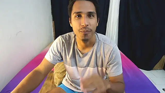 Snapshot of michaelhotbbc chatting on 11-24-25, 04:34 michaelhotbbc online show from 11-24-25, 04:34