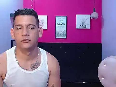 hugecocks hot online show from 05-28-26, 07:44