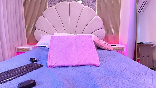 nata luna online show from 11-13-25, 07:24