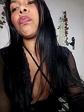 DIORA Latina online show from 09-12-25, 05:40