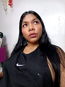 DIORA Latina online show from 09-28-25, 04:29