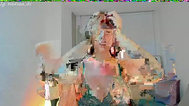 Nadiaa  online show from 01-13-25, 04:07