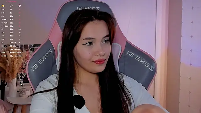 Snapshot of _Sweetie_ chatting on 02-23-26, 01:08 Sweetie online show from 02-23-26, 01:08