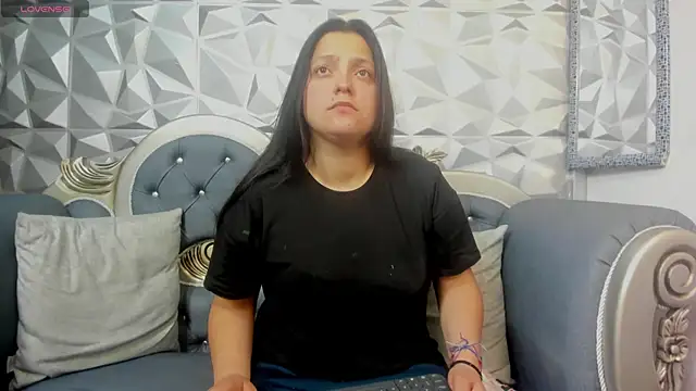 KataleyaStiward online show from 12-20-24, 01:22