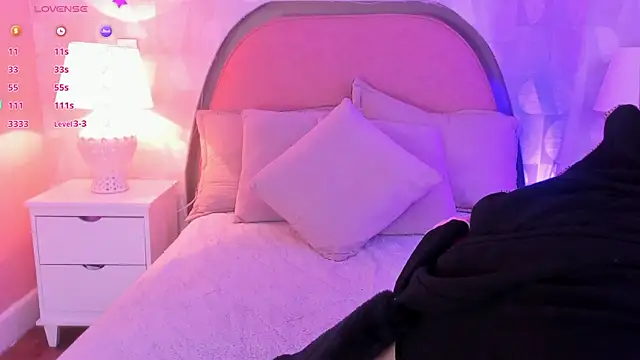 angeline teen online show from 04-29-26, 12:20