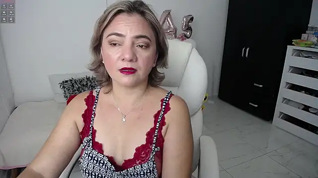 Snapshot of Ghada_milf chatting on 01-25-25, 11:13 Ghada milf online show from 01-25-25, 11:13