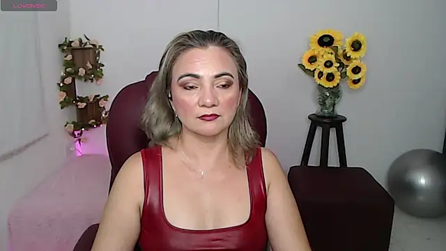 Snapshot of Ghada_milf chatting on 03-03-26, 10:04 Ghada milf online show from 03-03-26, 10:04