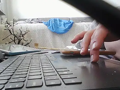 lickthehottie online show from 07-16-26, 10:54