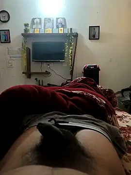 Snapshot of arshvir133 chatting on 12-19-25, 08:10 arshvir133 online show from 12-19-25, 08:10