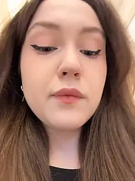 Peachy Dream online show from 03-20-26, 05:07