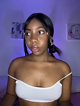 Snapshot of Meganbarko1 chatting on 03-06-26, 01:46 Meganbarko1 online show from 03-06-26, 01:46