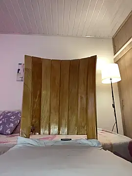 Snapshot of Meganbarko1 chatting on 03-18-26, 08:23 Meganbarko1 online show from 03-18-26, 08:23