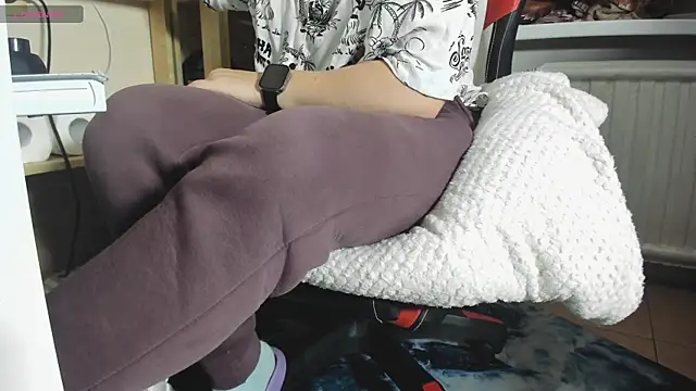 Queen Sport online show from 09-27-25, 03:00