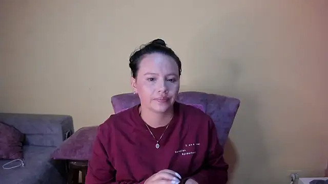 lauraguzman online show from 03-27-26, 03:01