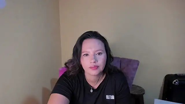 lauraguzman online show from 03-30-26, 03:29