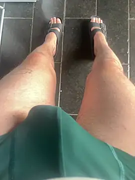 Snapshot of tomlolala chatting on 02-08-26, 09:02 tomlolala online show from 02-08-26, 09:02