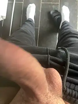 tomlolala online show from 04-06-26, 07:42