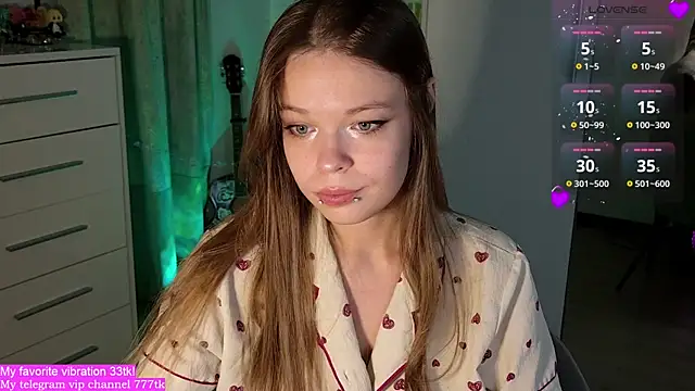 ValBae online show from 09-15-25, 07:25