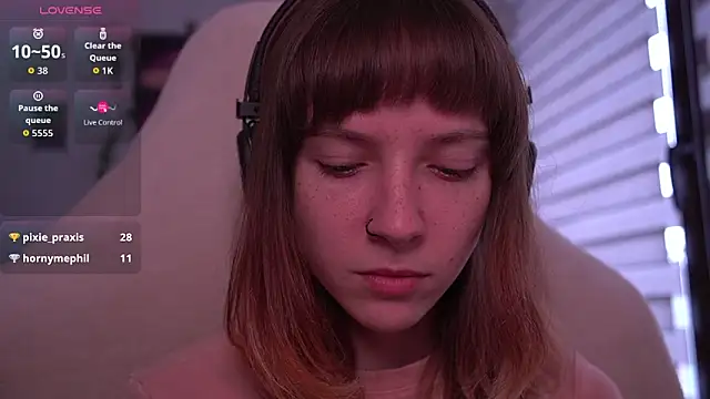 juliapie online show from 09-30-25, 07:35