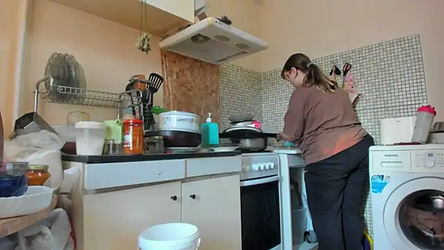 Seductive She Wolf online show from 04-15-26, 02:46