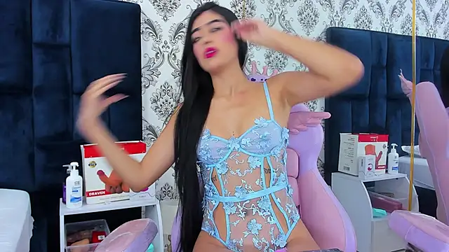 Mia-Monroe online show from 03-04-25, 07:54