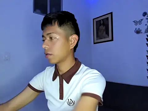 Snapshot of horny_pair chatting on 04-03-26, 08:40 horny pair online show from 04-03-26, 08:40