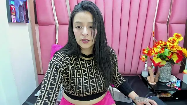 Snapshot of Sarah_Hornny chatting on 03-01-26, 04:25 Sarah Hornny online show from 03-01-26, 04:25