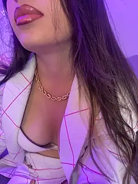 AbyThompson online show from 12-23-25, 09:18