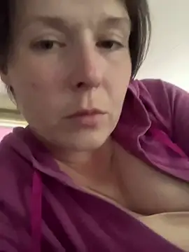 KatieBARBiE98 online show from 05-14-26, 10:05