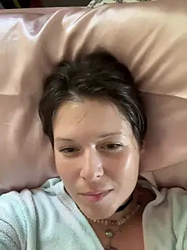 KatieBARBiE98 online show from 07-02-26, 12:11