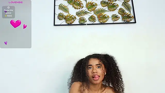 Snapshot of ashley_lemus chatting on 01-28-25, 06:28 ashley lemus online show from 01-28-25, 06:28