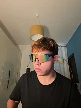 Snapshot of calleaaaa chatting on 11-17-25, 10:54 calleaaaa online show from 11-17-25, 10:54