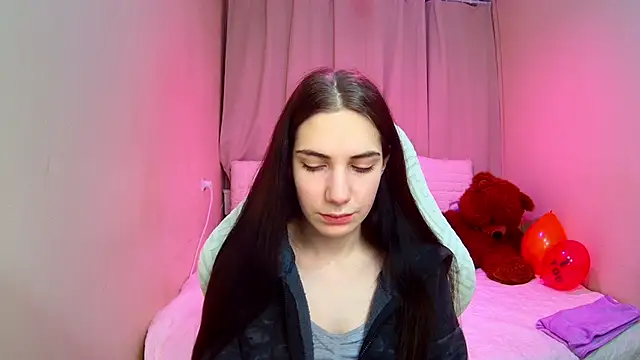 Snapshot of NikaStark_ chatting on 02-18-26, 07:32 NikaStark online show from 02-18-26, 07:32