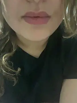 yassminsexy22 online show from 03-04-26, 08:04