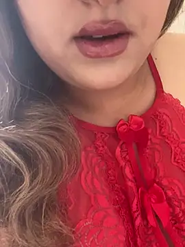 yassminsexy22 online show from 07-15-26, 11:48