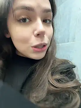 Snapshot of pantyless chatting on 04-01-26, 11:35 pantyless online show from 04-01-26, 11:35