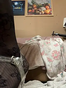 Snapshot of UtopianMisfit1 chatting on 02-09-26, 08:02 UtopianMisfit1 online show from 02-09-26, 08:02