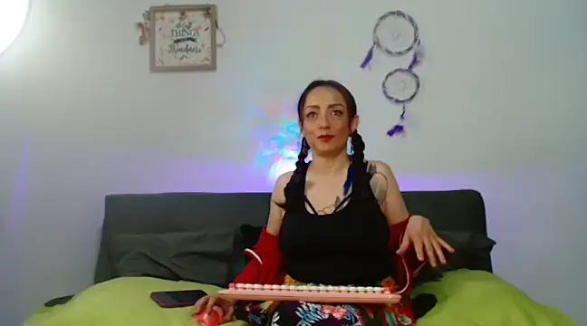 Snapshot of catalinamommyx chatting on 03-17-25, 01:46 catalinamommyx online show from 03-17-25, 01:46