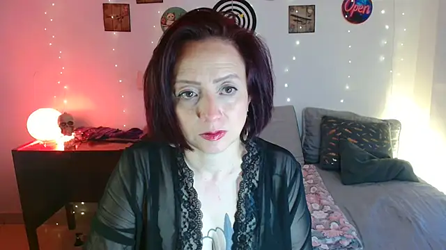 Snapshot of catalinamommyx chatting on 07-29-26, 01:37 catalinamommyx online show from 07-29-26, 01:37
